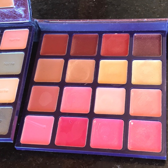 Tarte Compact With Beautiful Colors For eyes,Cheeks and Lips.. - Picture 10 of 11